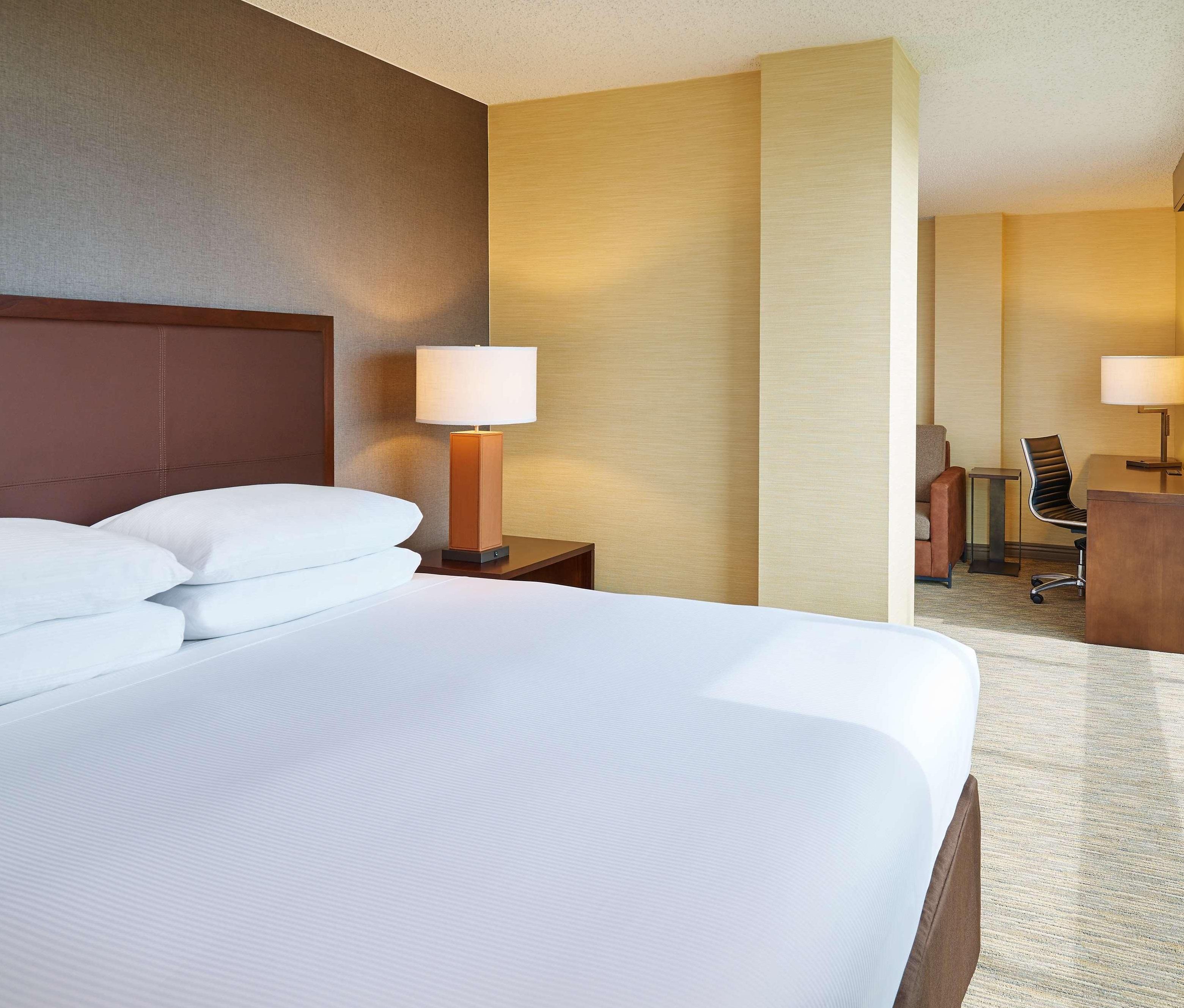 Отель Doubletree By Hilton San Antonio Airport Экстерьер фото