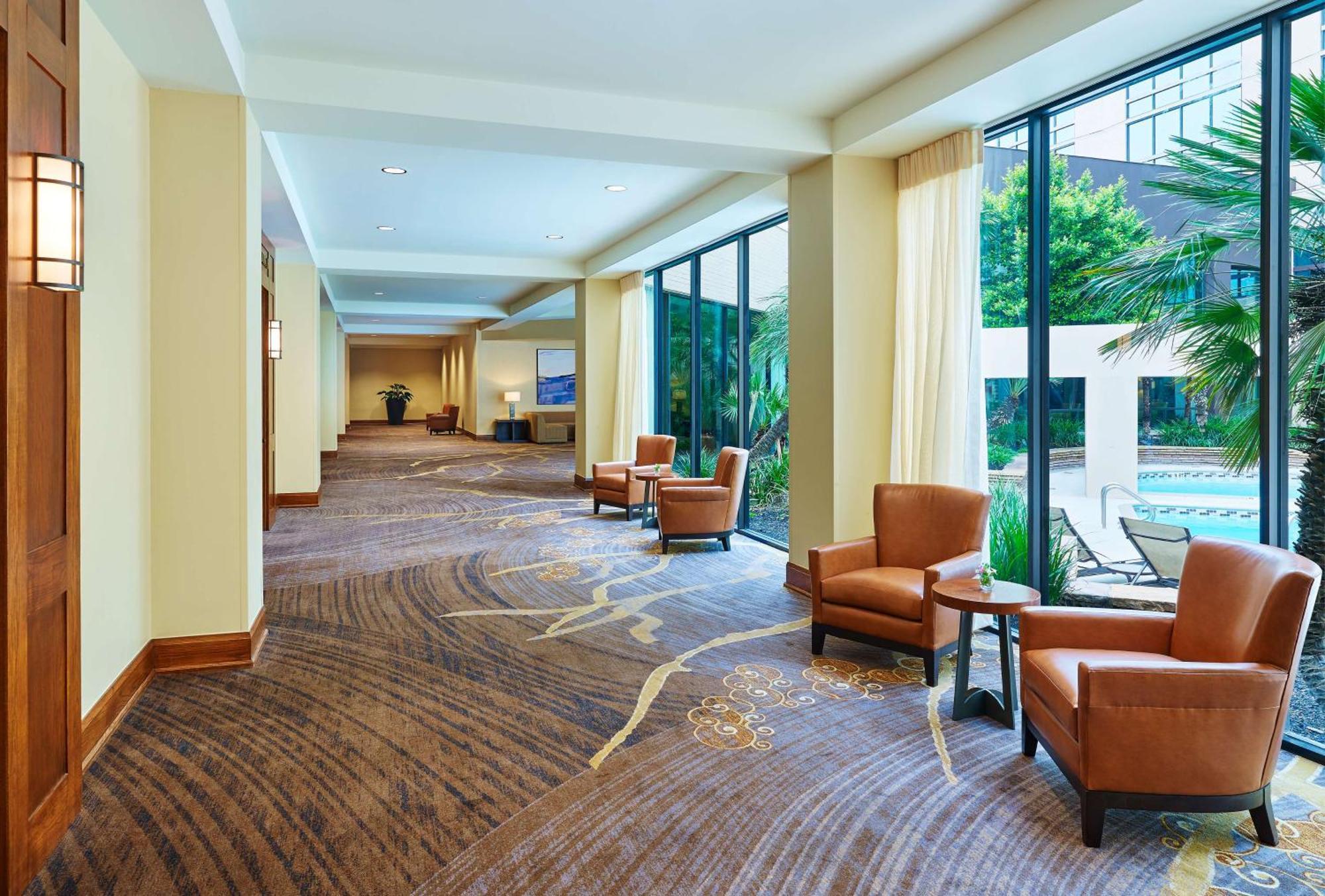 Отель Doubletree By Hilton San Antonio Airport Экстерьер фото