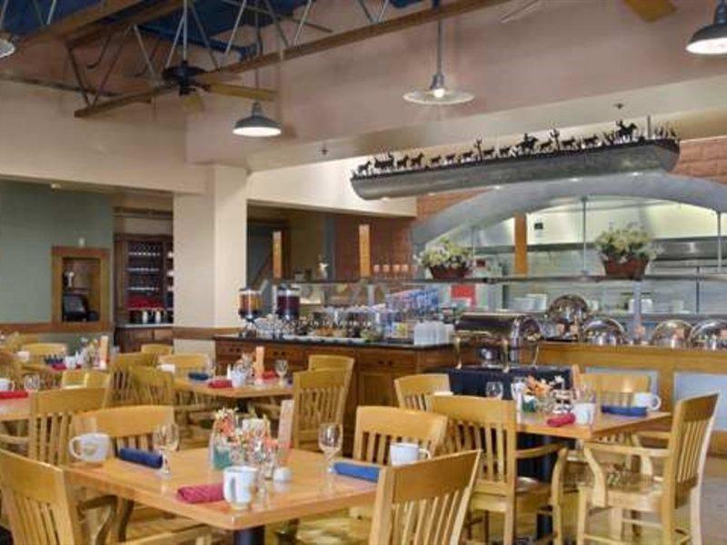 Отель Doubletree By Hilton San Antonio Airport Экстерьер фото