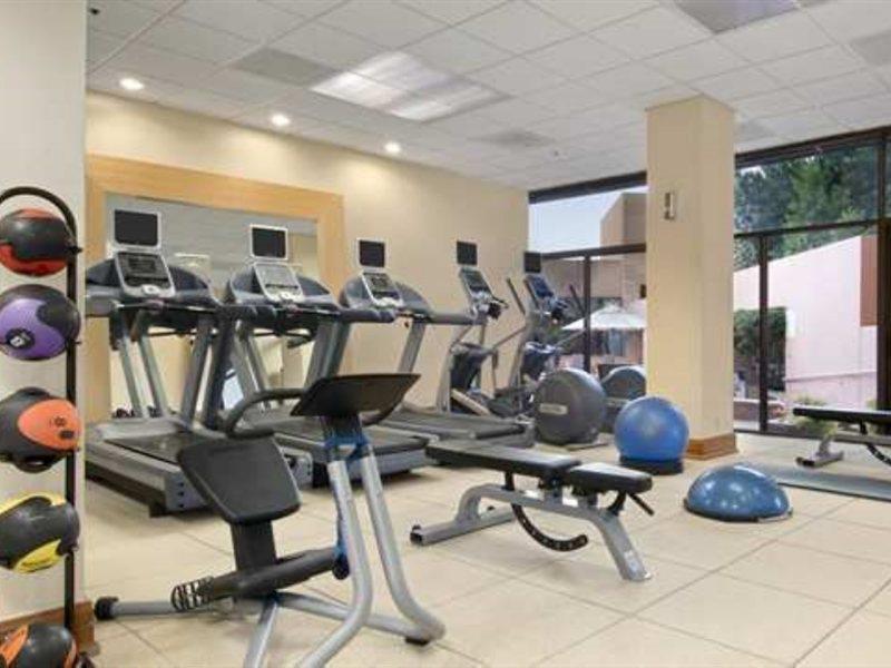 Отель Doubletree By Hilton San Antonio Airport Экстерьер фото